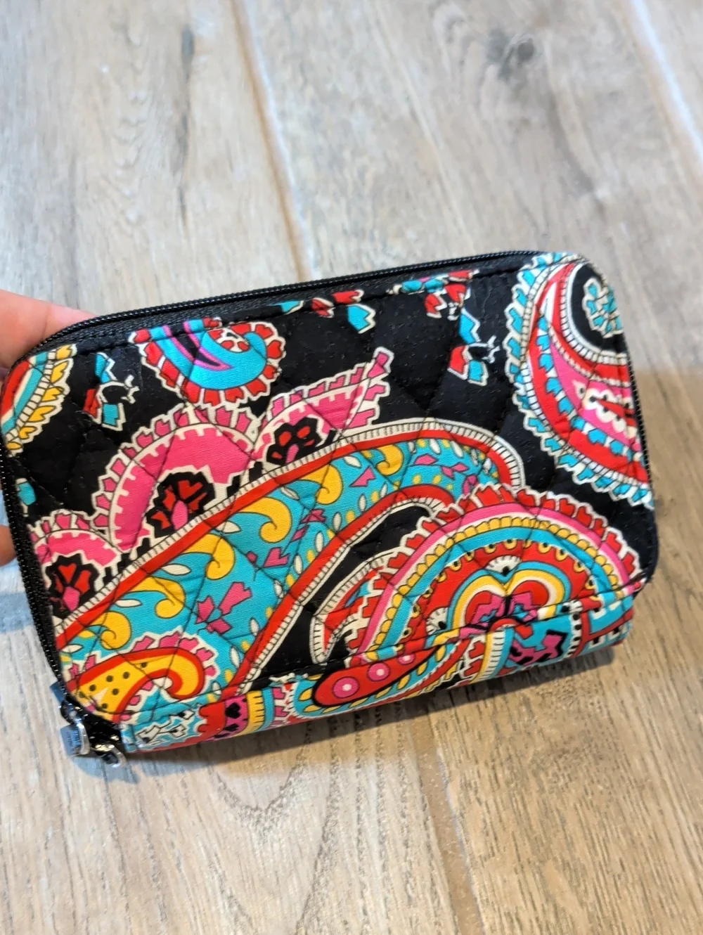 Vera Bradley 2015 RETIRED Quilted Crossbody Wristlet Parisian Paisley